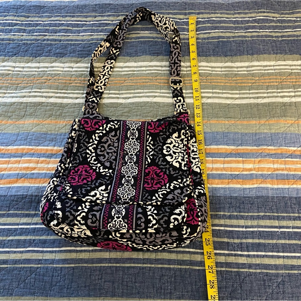 Vera Bradley Black and Pink Shoulder Bag with Vibrant Design - Picture 9 of 10